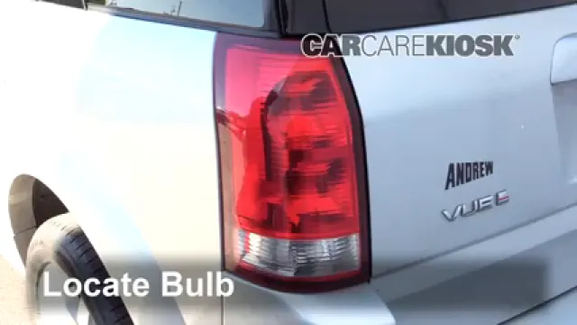 2004 Saturn Vue 3.5L V6 Luces Luz de freno (reemplazar foco)